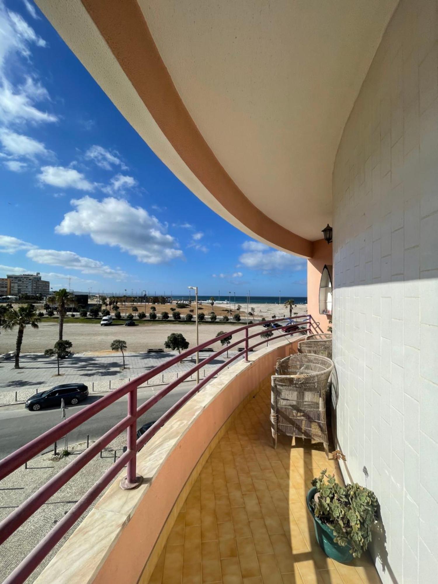 شقة Apartamento Vista Praia E Mar- كوستا دا كاباريكا المظهر الخارجي الصورة
